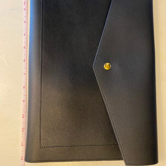 Glass Ladder & Co. Vegan Leather Portfolio Clutch - Picture 5 of 6